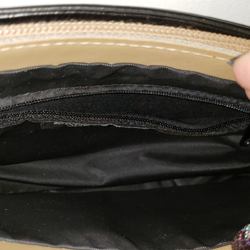 Pocketbook - Picture 2 of 3